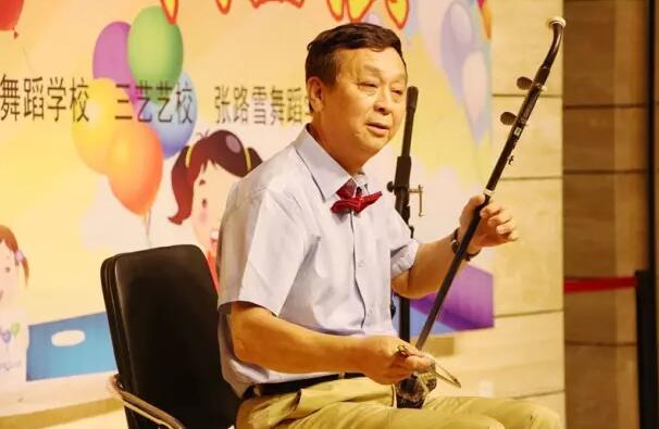 8月17日,cctv一元名家大邯琴行阳光培训汇演在新世纪九楼童星关于中国龙的现代电影图片